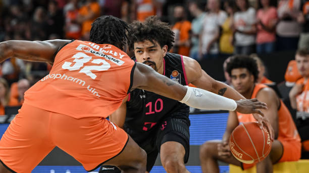 纳乌龙门 纳乌龙门